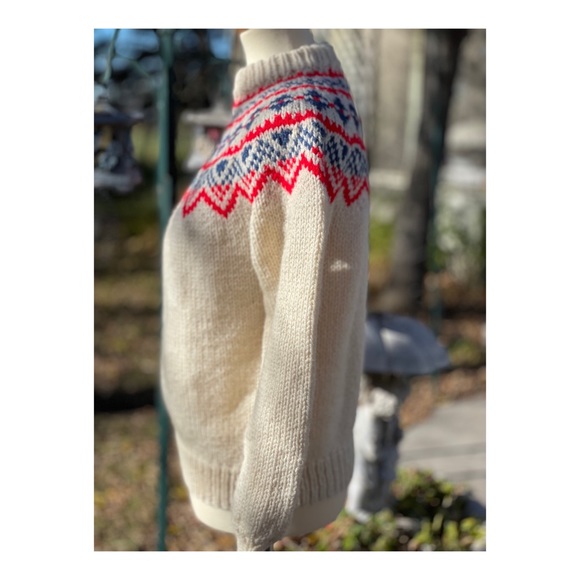Vintage Fair Isle Hand Knit Crew Sweater Cream Red Wool - Picture 3 of 6